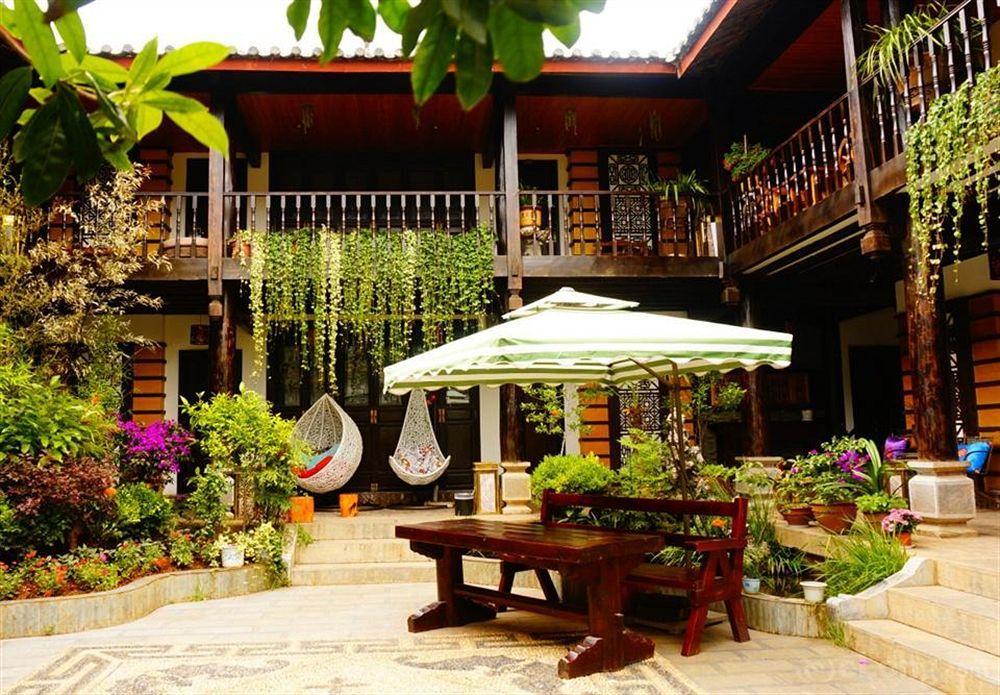 Lijiang Wangjia Courtyard Inn Exterior foto